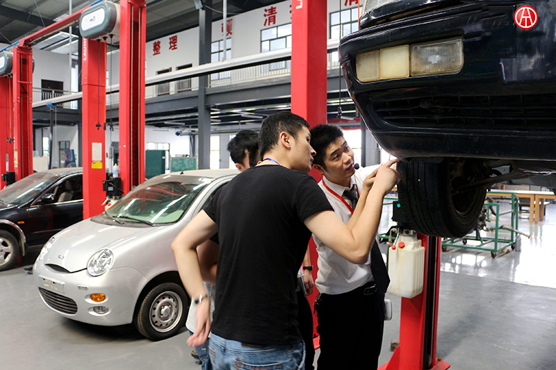 中華汽車網(wǎng)校2016年8月汽車估損師www.@chinaadec.com