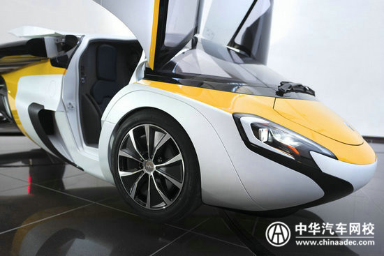 AeroMobil飛行汽車出席摩納哥跑車展 限量預(yù)定500臺@chinaadec.com