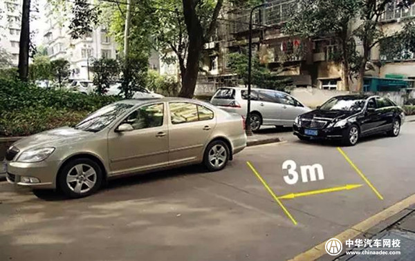 汽車駕駛寶典：車頭與前車的距離是多少米？@chinaadec.com