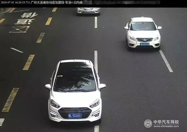 非廣州籍小車“開四停四”正式實施，半天3萬多輛車違規(guī)被拍！@chinaadec.com